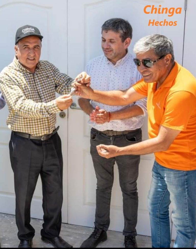 Concejal Chinga entrego las llaves al Orfeón Municipal de nueva sala de ensayos.