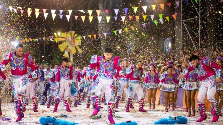 Único, grande, nuestro: como el Carnaval de Arica no hay otro en Chile