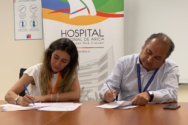 Hospital de Arica firma convenio con el Servicio de Protección de la Niñez y Adolescencia