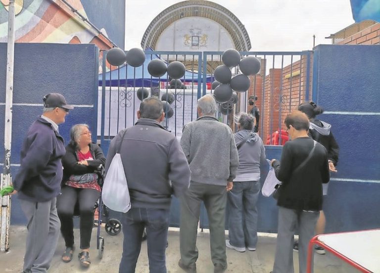 Usuarios molestos por paro de tres días en la salud primaria de Arica