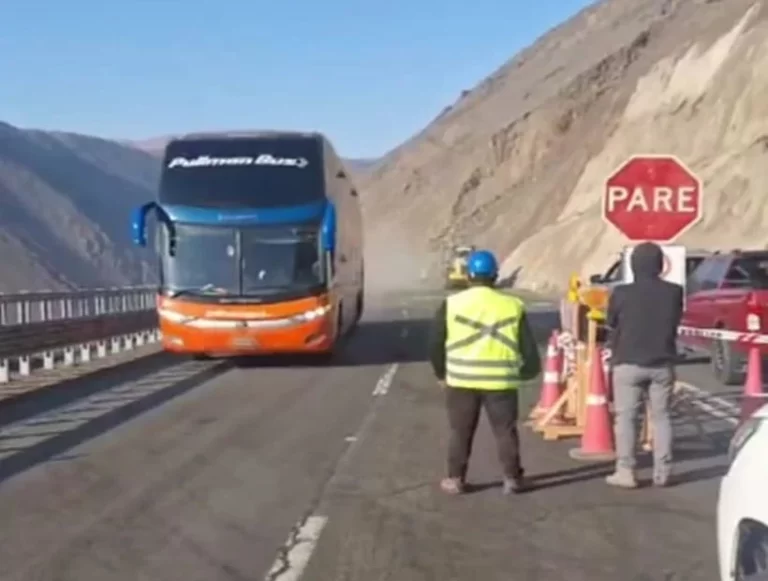 Usarán detonación para habilitar en su totalidad la Ruta 5 Norte en sector Cuesta Chinchorro