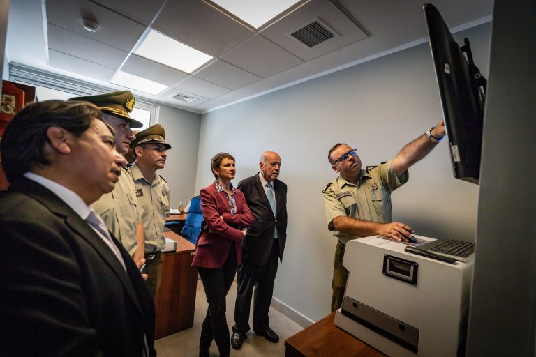 Ministra Carolina Tohá inauguró Centro de Especializades de Carabineros en Arica