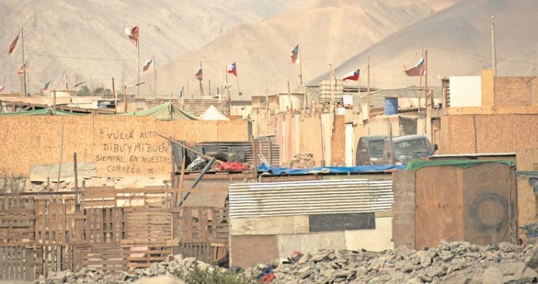 Campamentos: Plan de emergencia habitacional lleva sólo 6,3% de avance en Arica y Parinacota