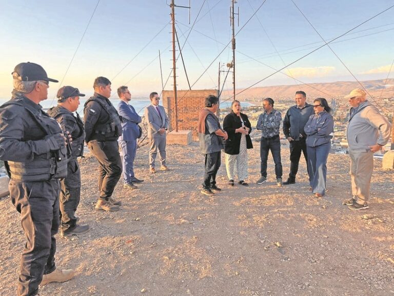 Gobierno y municipio buscan soluciones a robo de cables en Morro Gordo de Arica